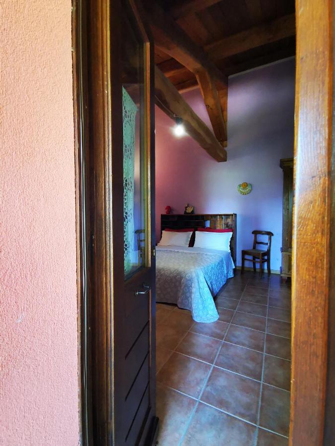 La Casa Dei Tigli Acomodação com café da manhã Cannara Exterior foto